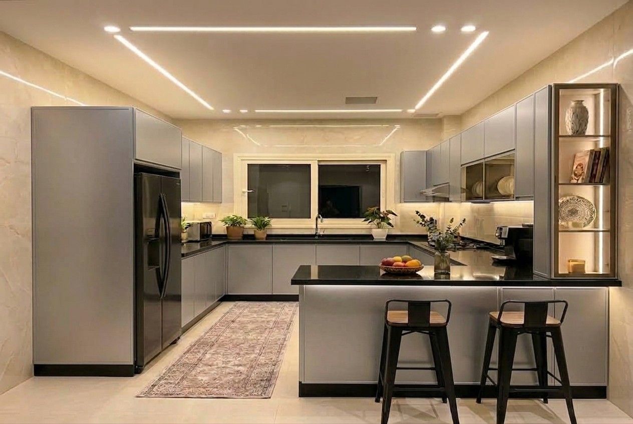 مطبخ ألومنيوم حرف U ببار